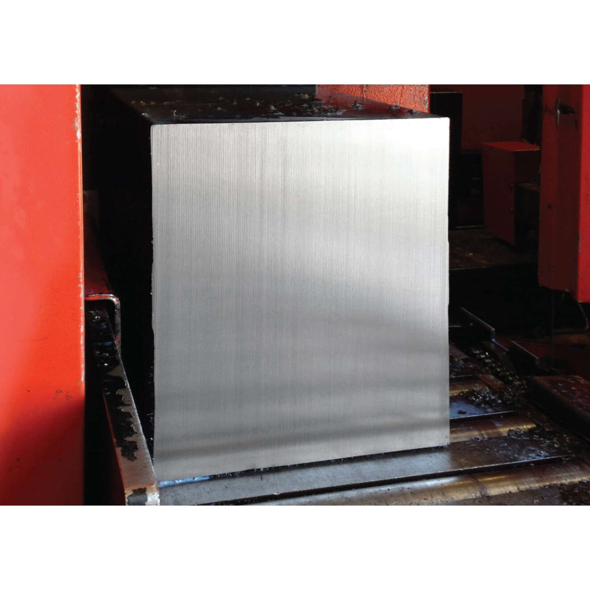 Sierra de Banda Arntz Silver Line 650 – Precisión y Resistencia en Corte Industrial