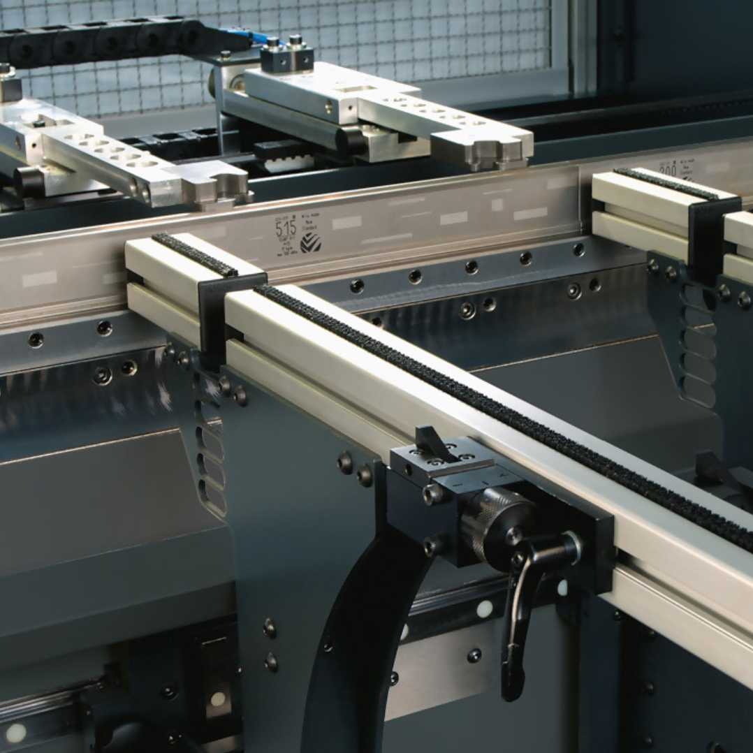Máquina Dobladora Eléctrica E-Brake 35-130T Premium Safan